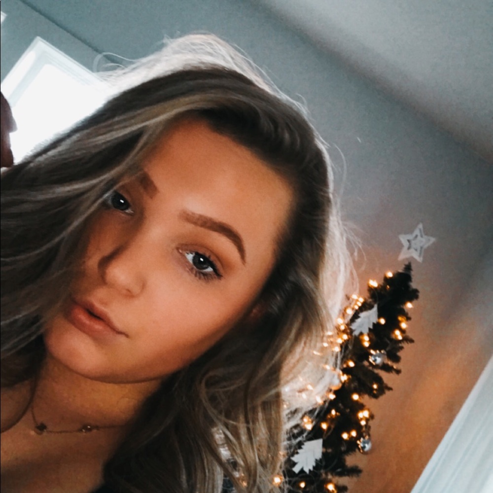 Meet your Posher, Emme